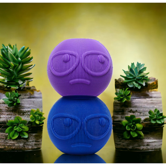 Funny Style Planter: Suspicious Dude Face, Emoji Inspired, Small Pot for Shelf - Picture 3 of 8